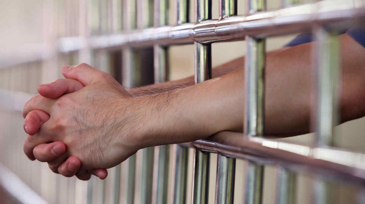 El hombre fue asegurado en centro carcelario. 