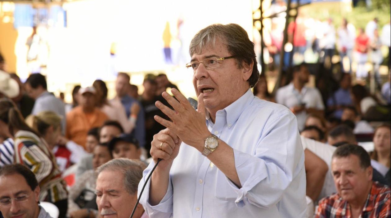El Canciller, Carlos Holmes Trujillo.