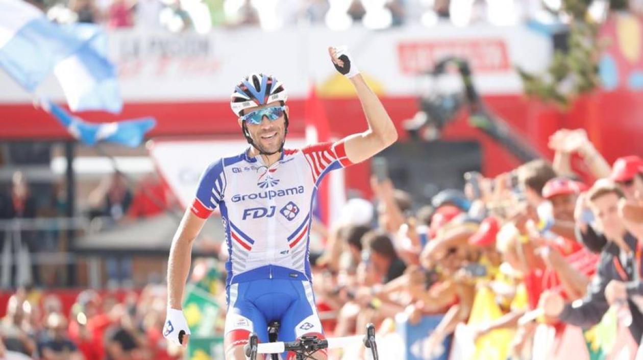 Thibaut Pinot celebra su segunda victoria. 