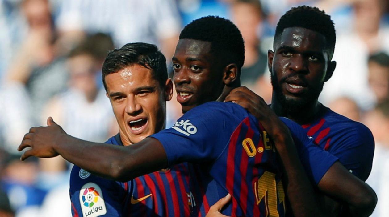 Ousmane Dembelé, celebra co sus compañeros. 