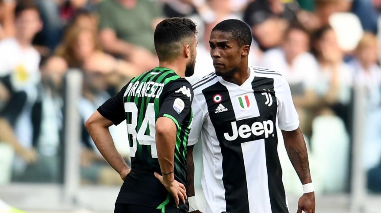 Douglas Costa y Federico Di Francesco.