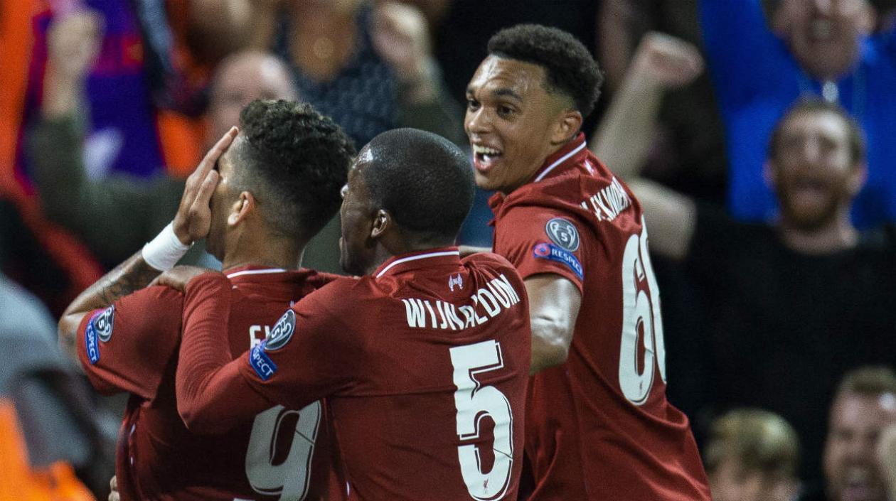 Roberto Firmino celebra el gol del triunfo del Liverpool. 