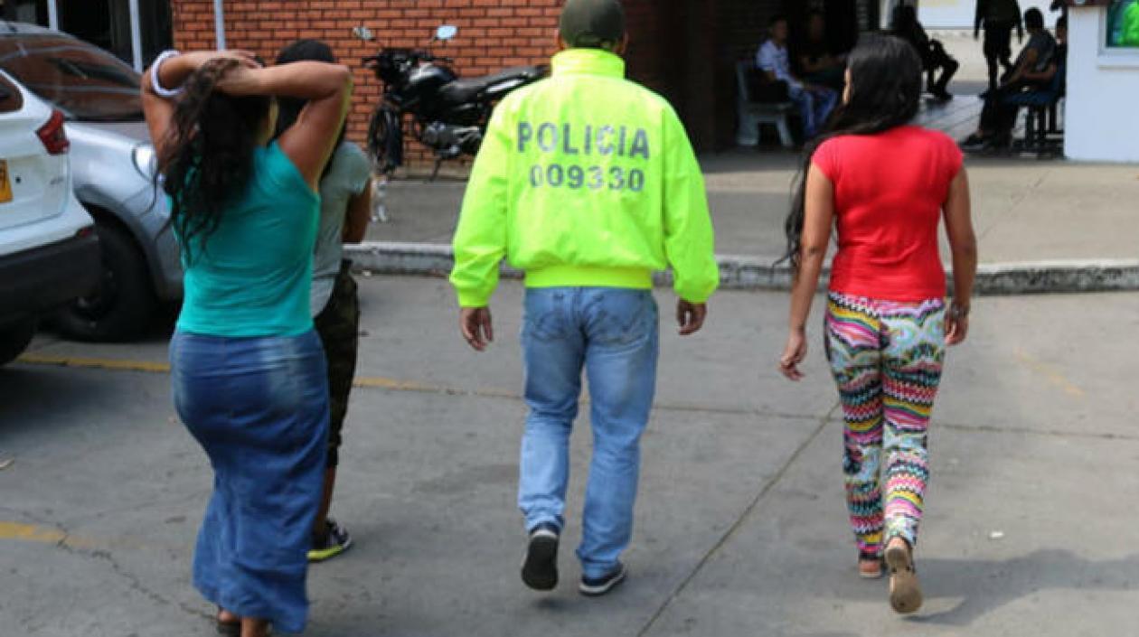 Las jóvenes del video fueron localizadas por la Policía.