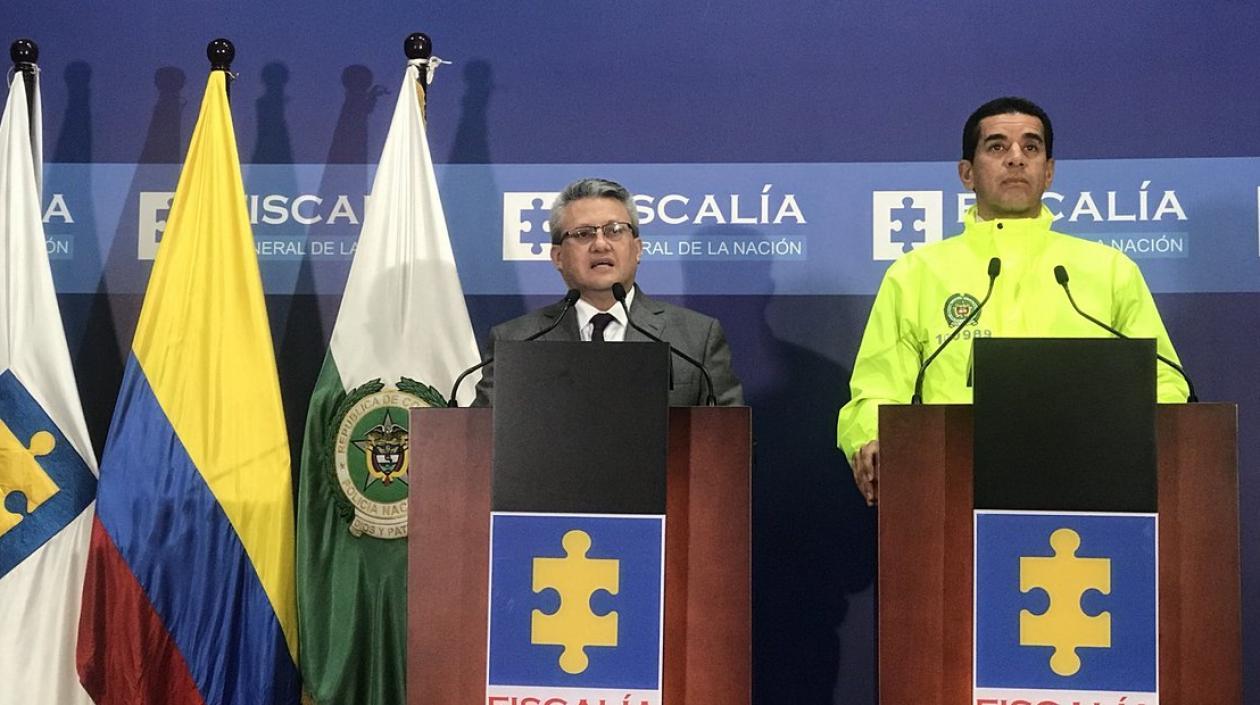 Alberto Salas, director especializado contra la Corrupción de la Fiscalía, y el coronel Wilson Pardo subdirector de la Dijin.