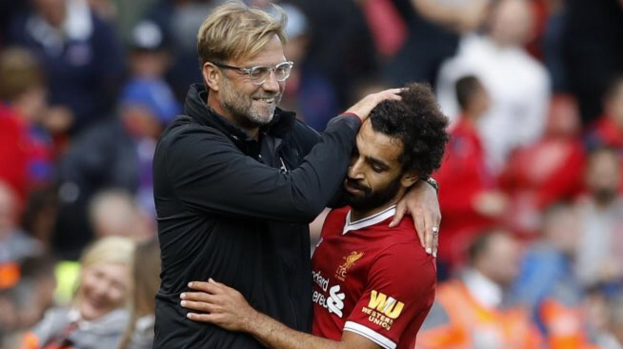 Jürgen Klopp y Mohamed Salah. 
