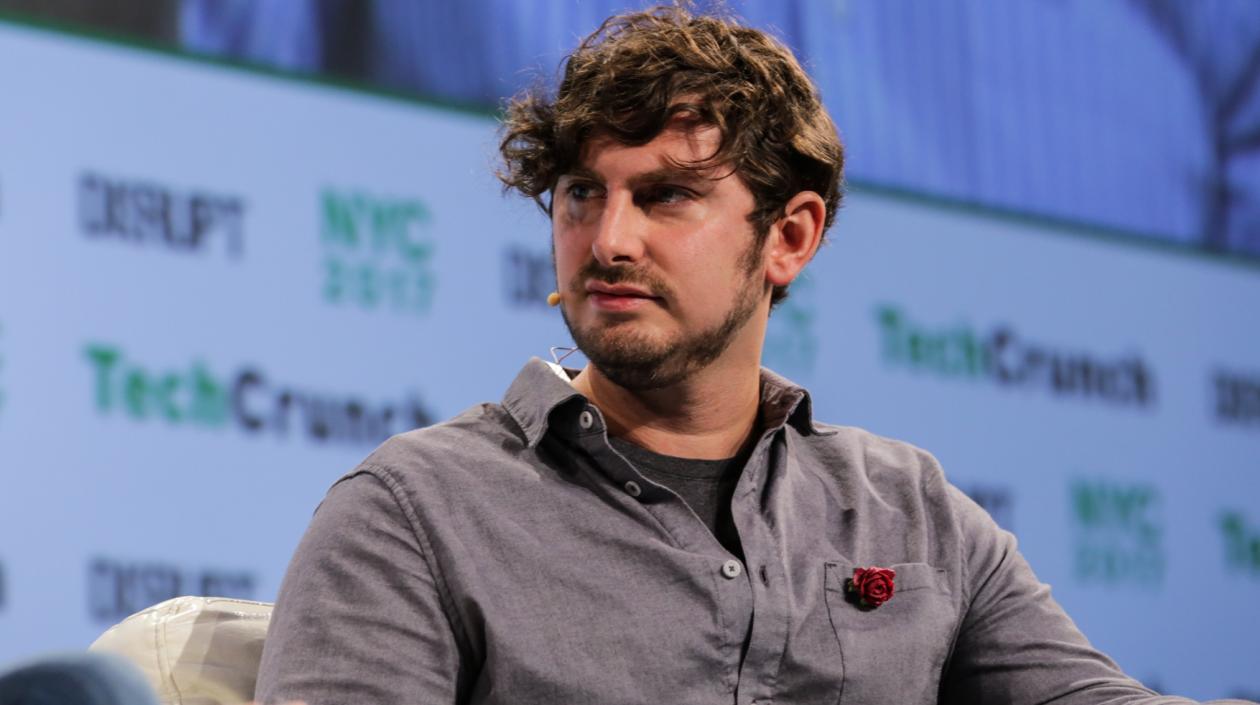 Josh Constine, especialista en tecnología e interacciones.