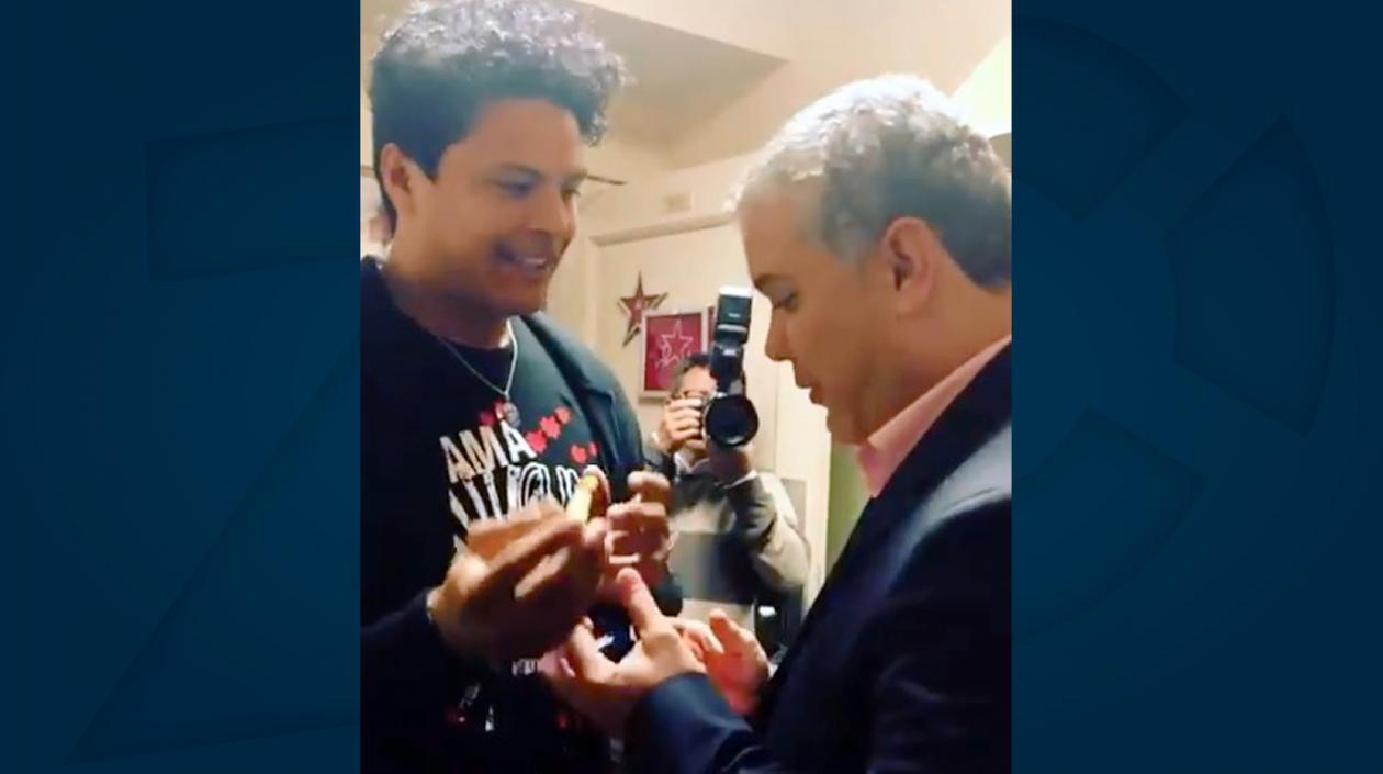 El músico Tato Marenco y el presidente Iván Duque.