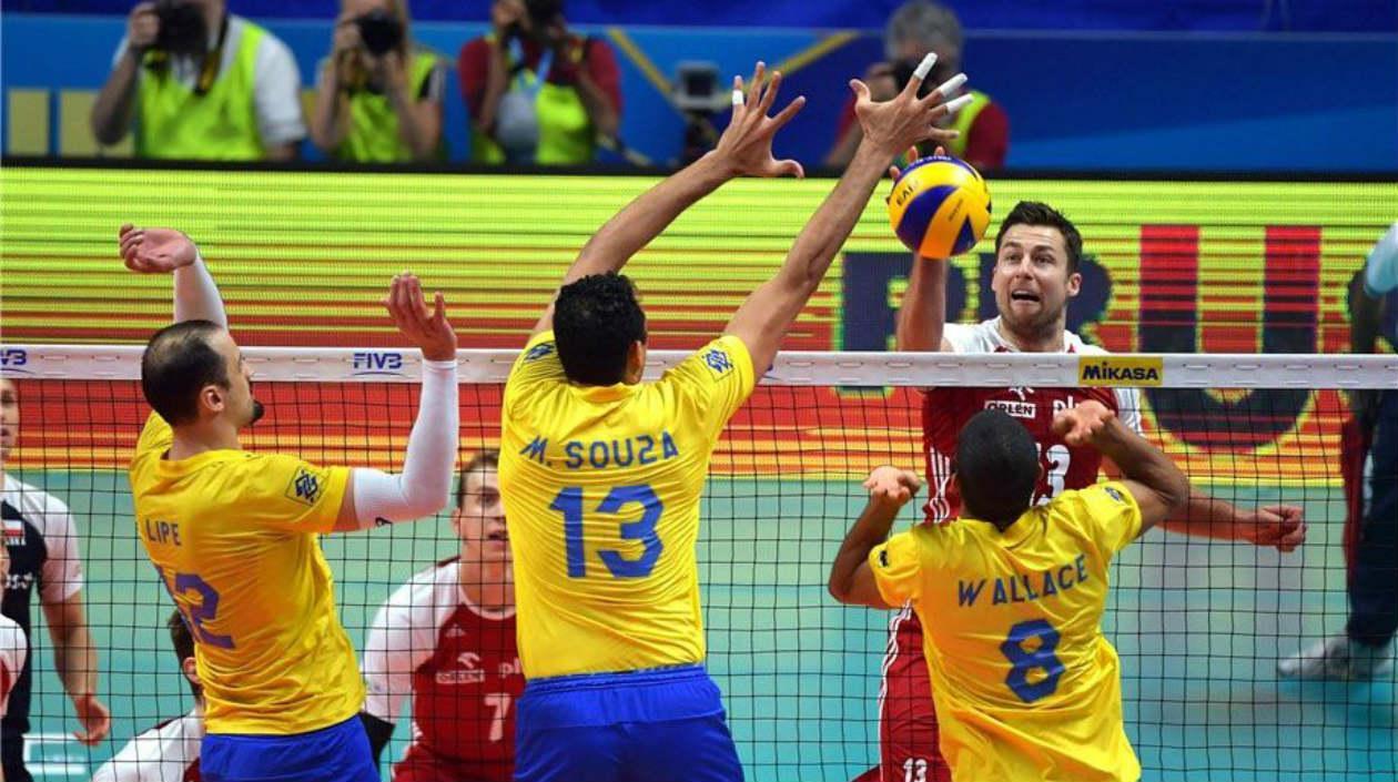 Acción del partido ente Polonia y Brasil. 