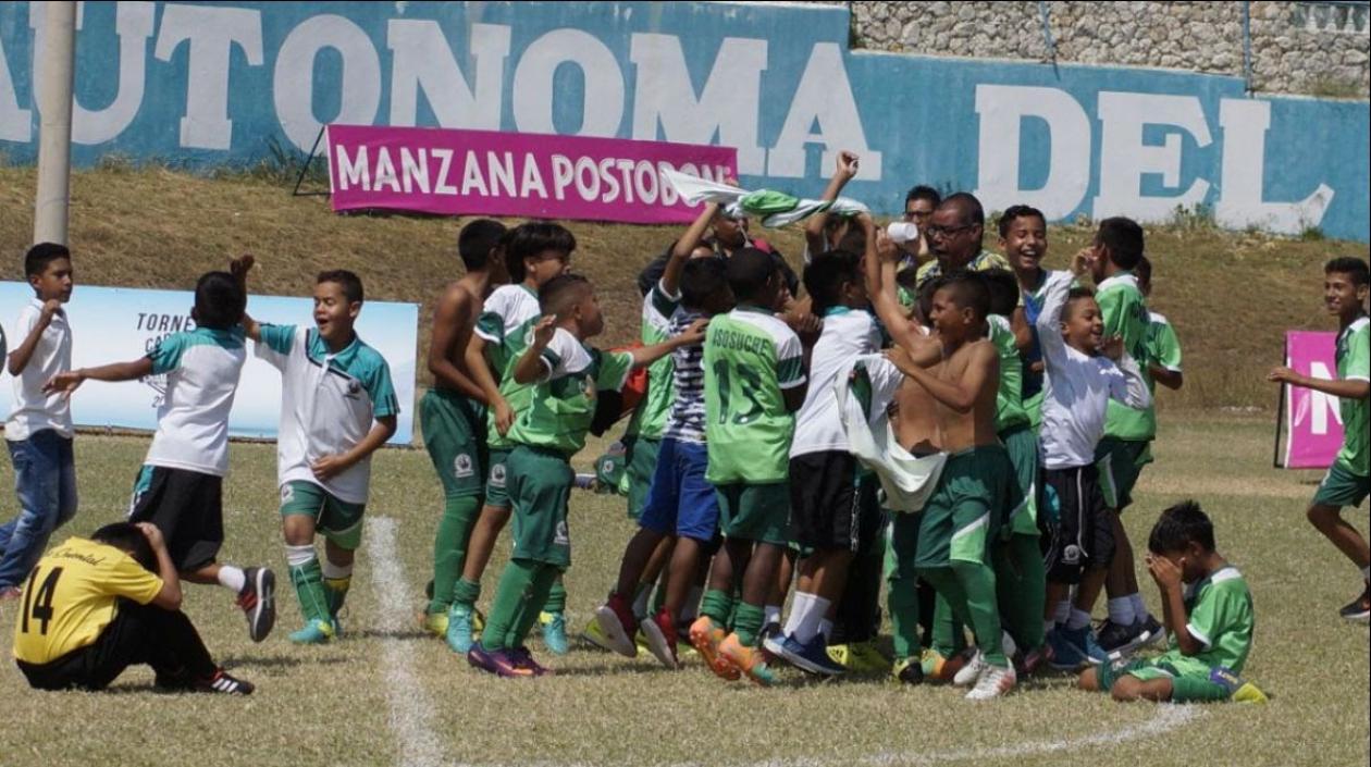 Pequeños jugadores, en la edición anterior de la Caribe Champions. 