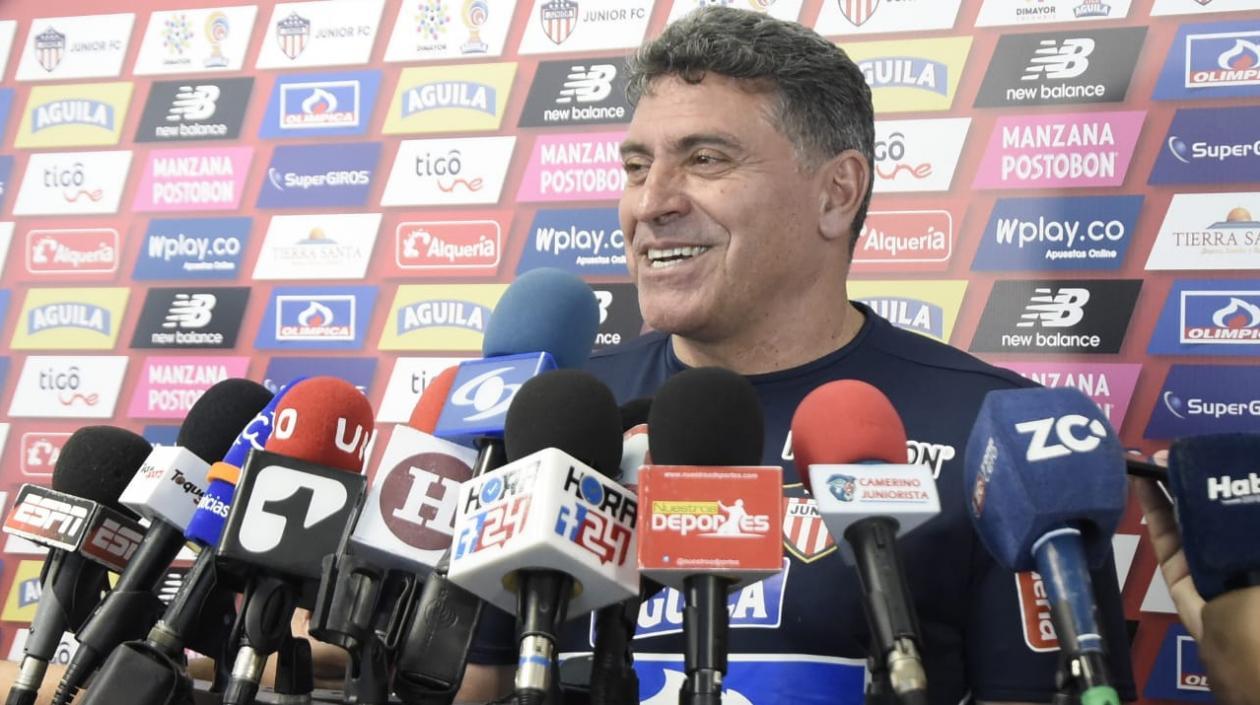 El entrenador de Junior, Luis Fernando Suárez