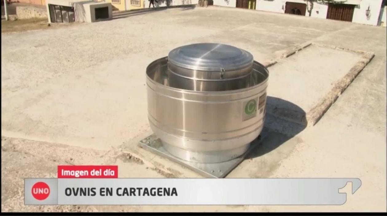 Extractor de aire colocado sobre las murallas de Getsemaní, que ya fue retirado.