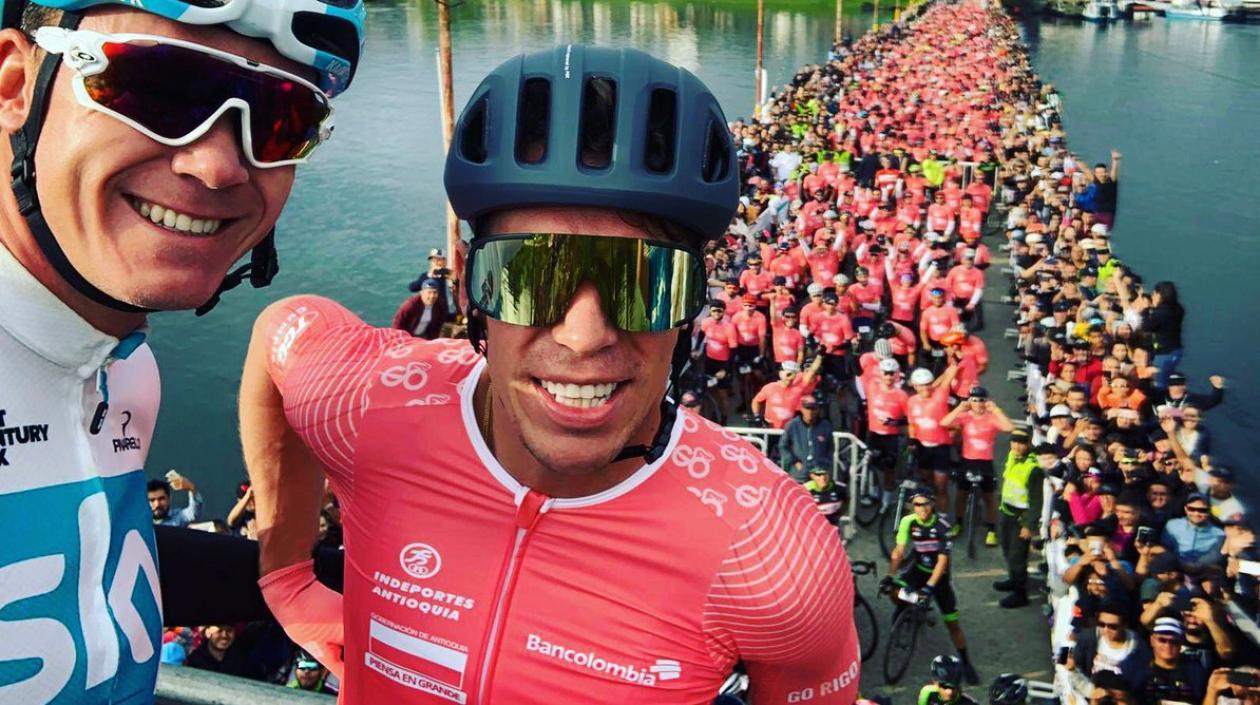 Chris Froome y Rigoberto Urán. 