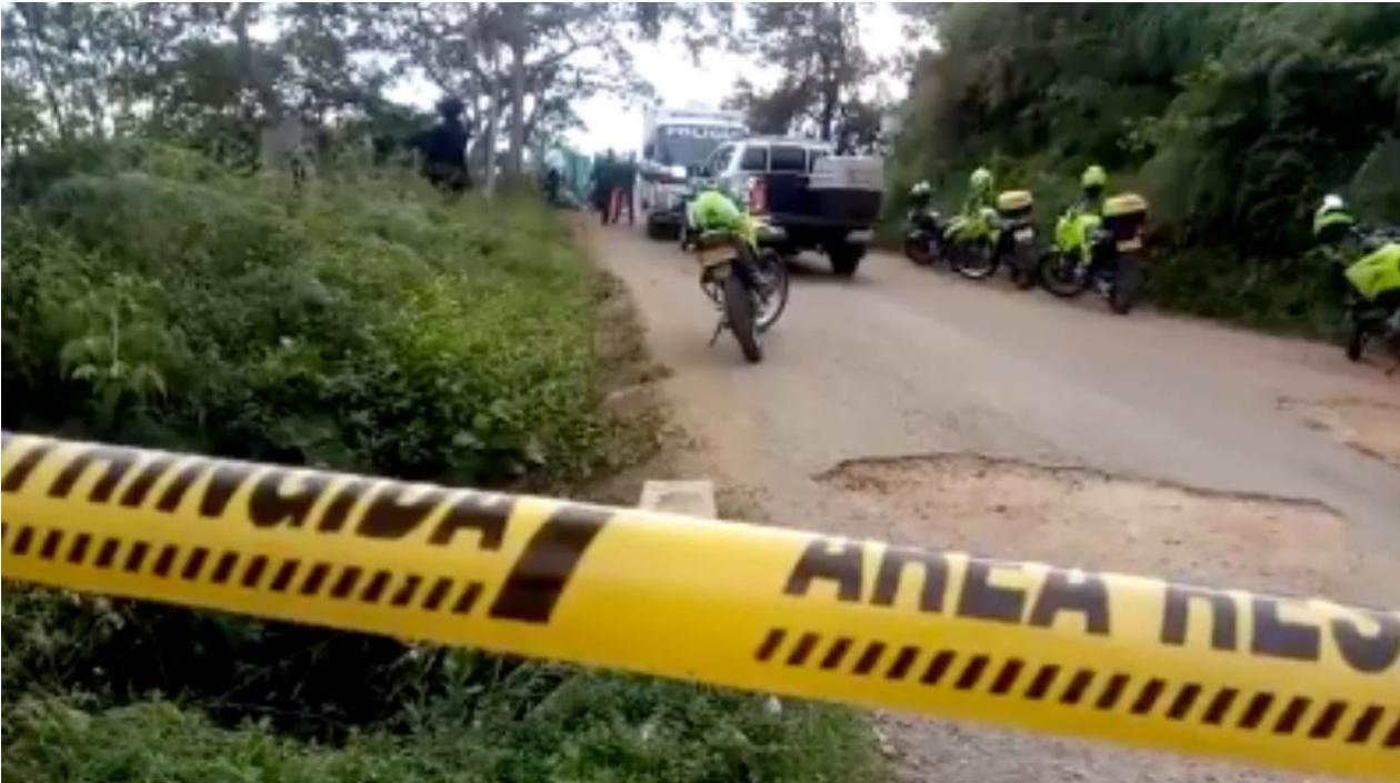 Según explicó la Policía, por información de la comunidad, las 4 personas asesinadas no son de la zona.