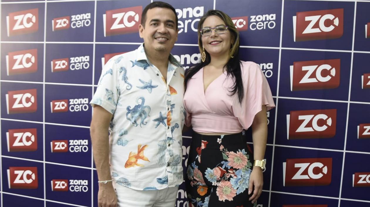 Juan Manuel Buelvas, Gerente de Telecaribe, María Angélica Duque, Directora, Sentir Positivo.