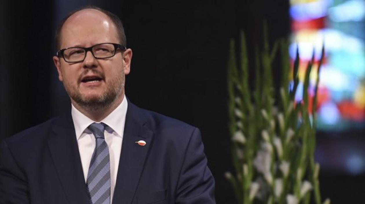 El alcalde de Gdansk, Pawel Adamowicz, falleció tras ser herido por un hombre con transtornos psiquiátricos.