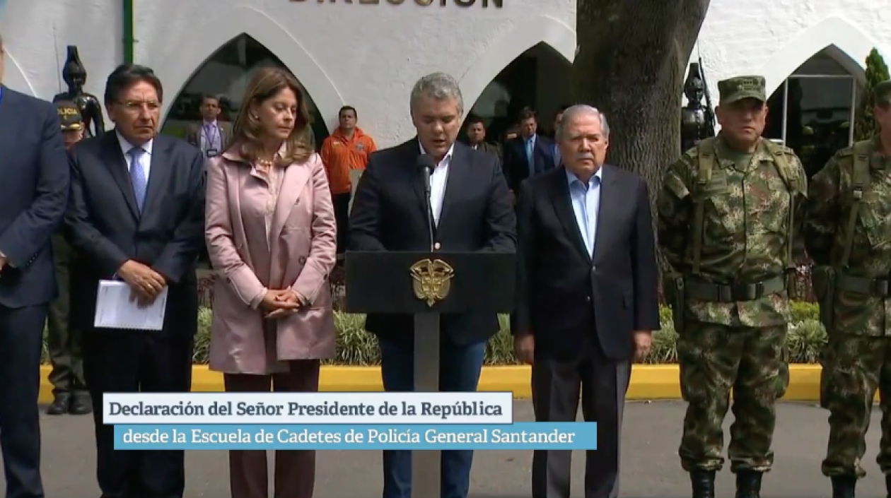 El Presidente Duque hizo su declaración después de reunirse con altos mandos y la Fiscalía.