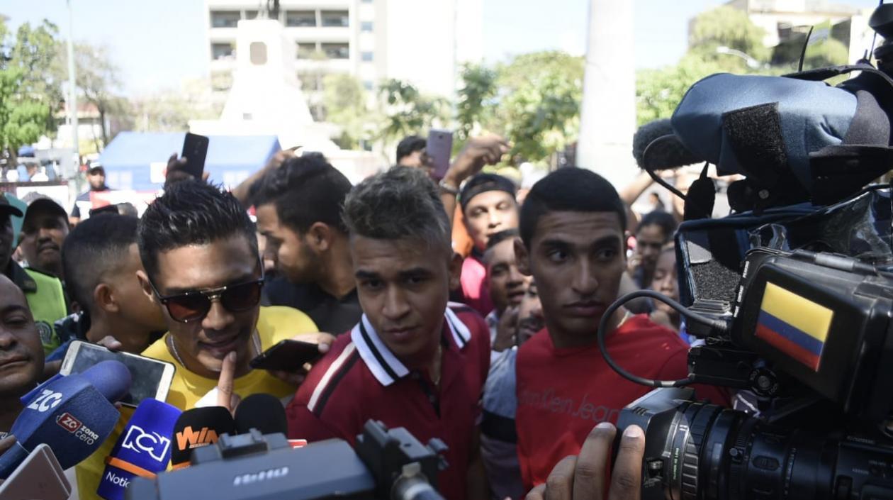 Teófilo Gutiérrez, Víctor Cantillo y Gabriel Fuentes, jugadores del Junior.