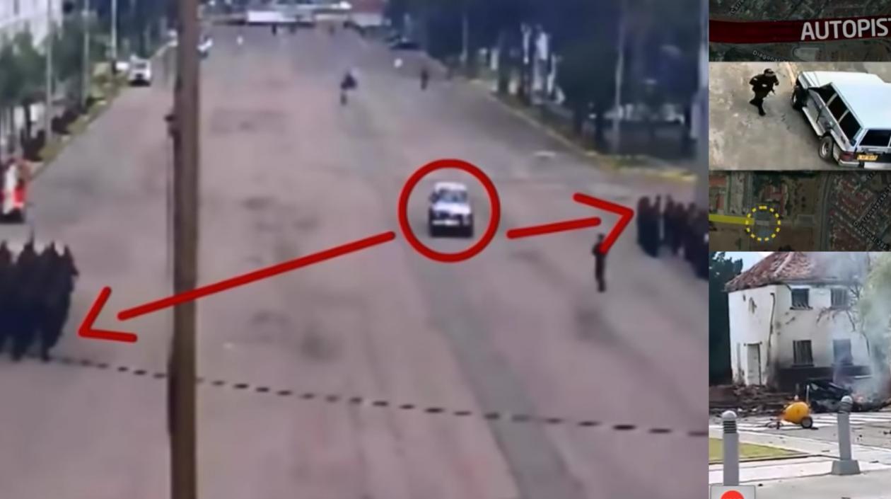 Así pasó el carro bomba en medio de dos grupos de uniformados.