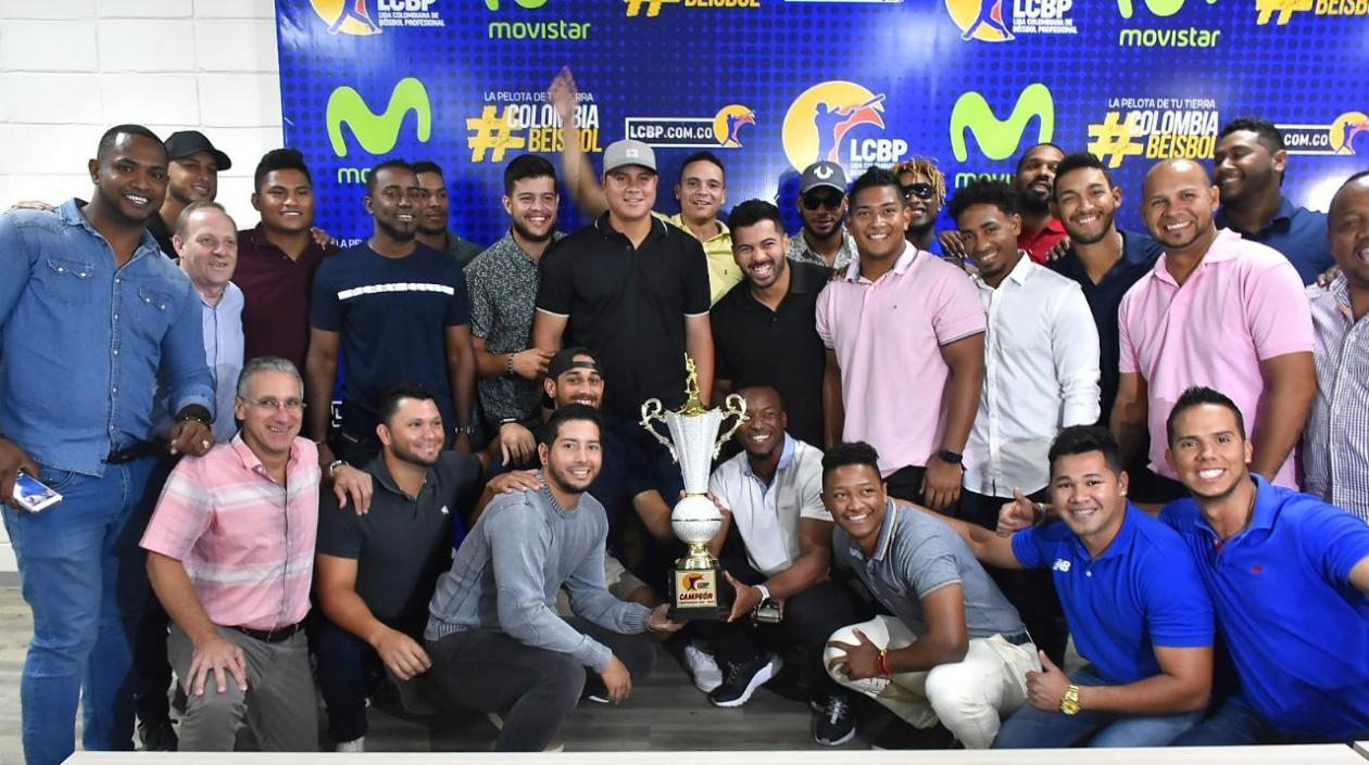 La novena de Caimanes de Barranquilla.