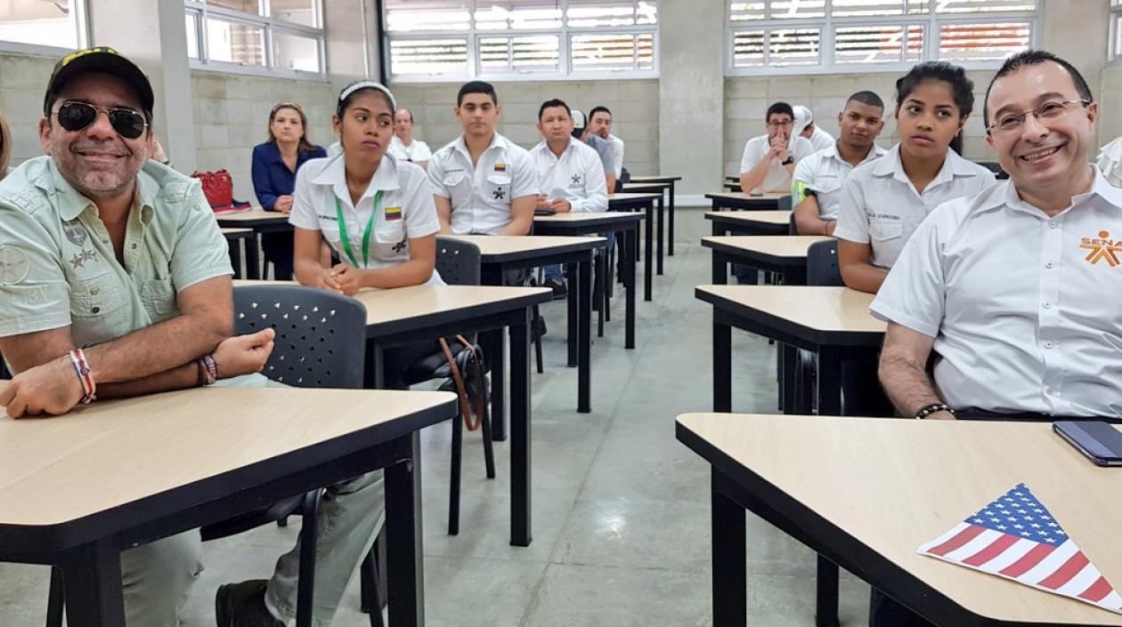 El Alcalde de Barranquilla, Alejandro Char y el director general del SENA, Carlos Mario Estrada.