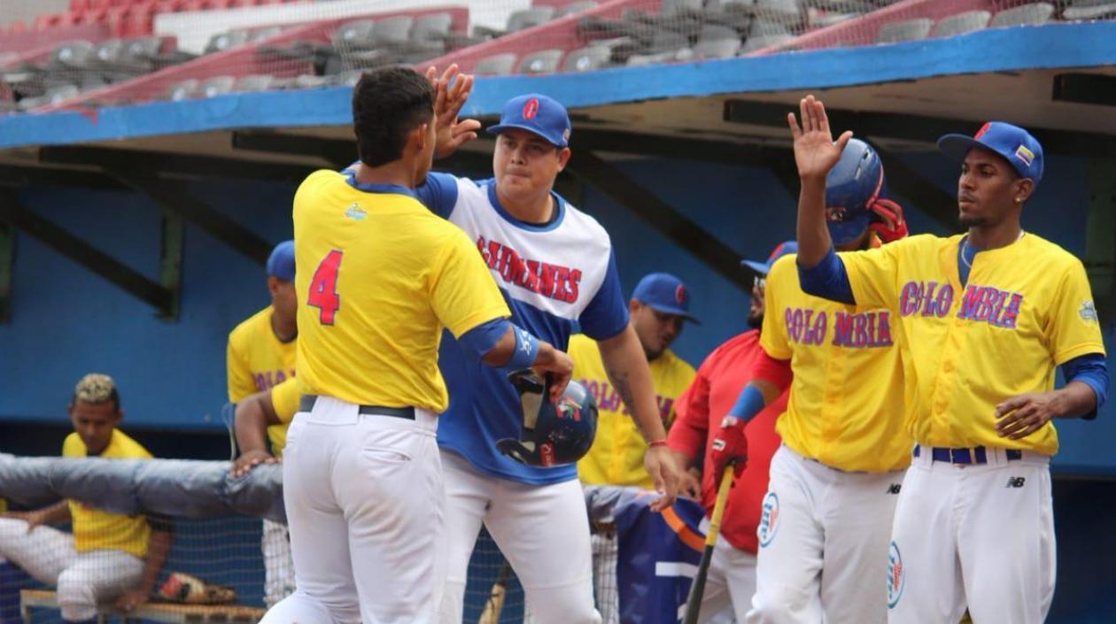 Caimanes se llevaron este lunes su primer triunfo del torneo. 