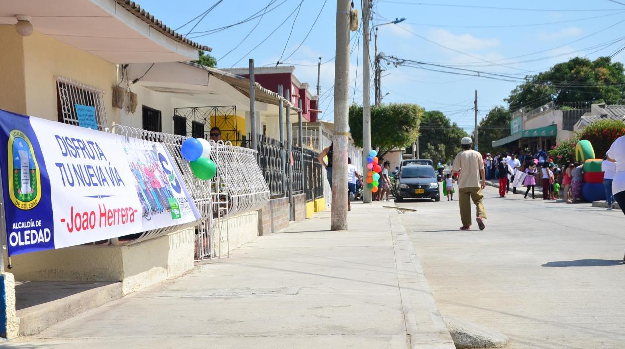 La intervención vial beneficia a más de cinco mil habitantes y genera mejoras en la movilidad.