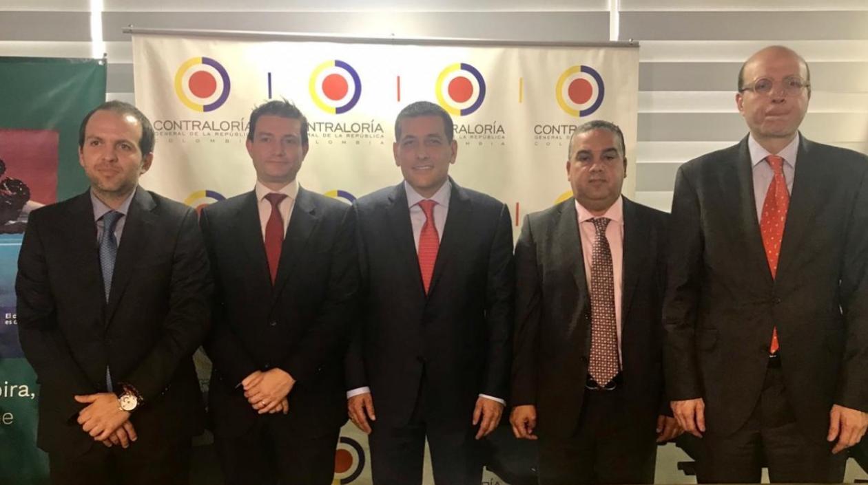 Bolívar firmó el "Pacto por la Ética y la Transparencia en el Deporte".