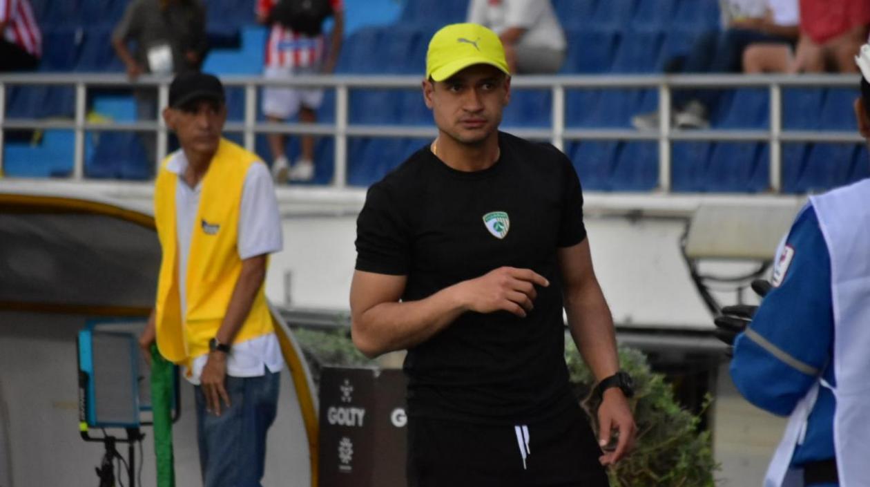 El entrenador de La Equidad, Jhon Alex Cano