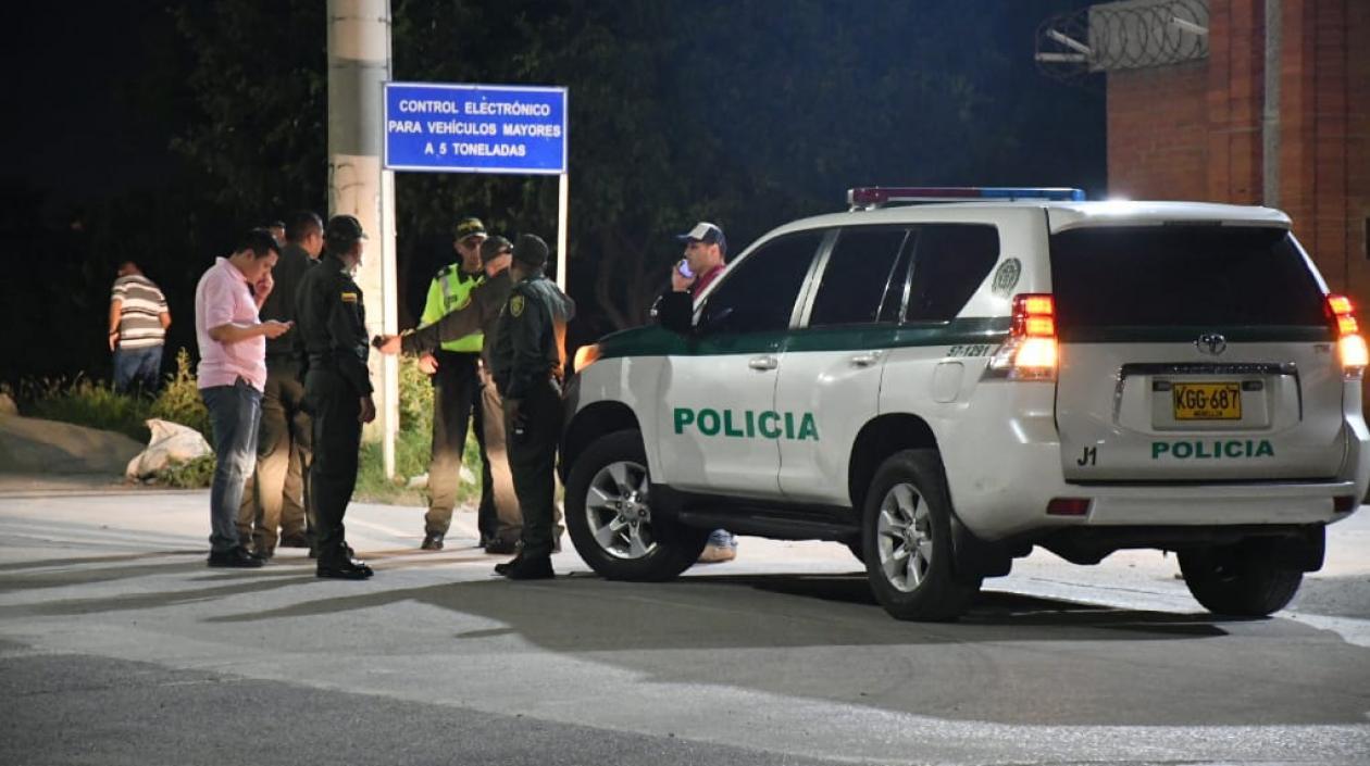 Policía en el lugar de los hechos.
