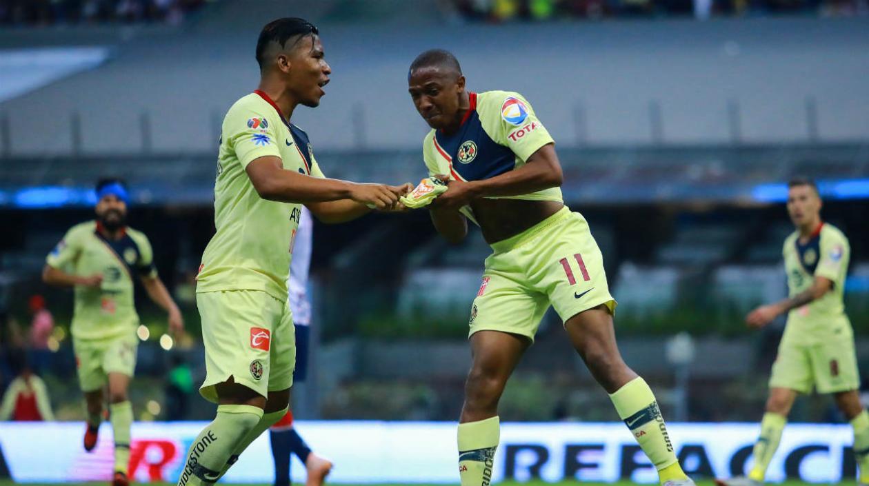 Roger Martínez y Andrés Ibargüen. 