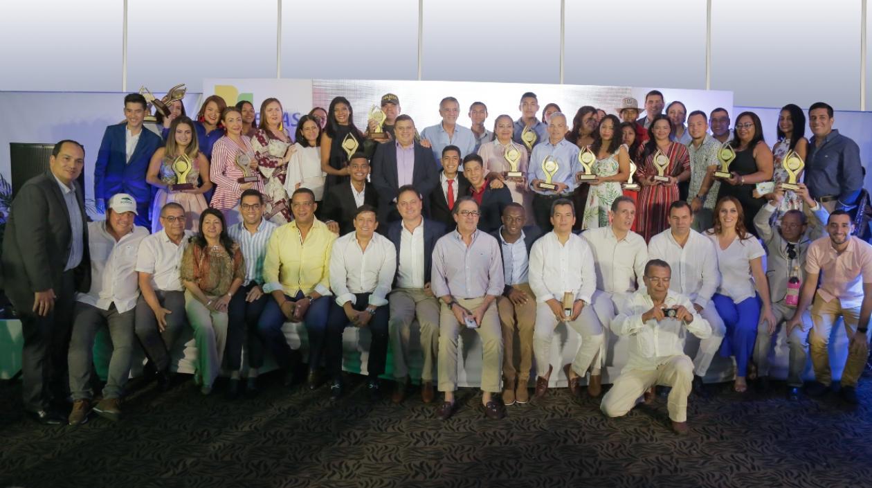 Ganadores del premio Gemas.