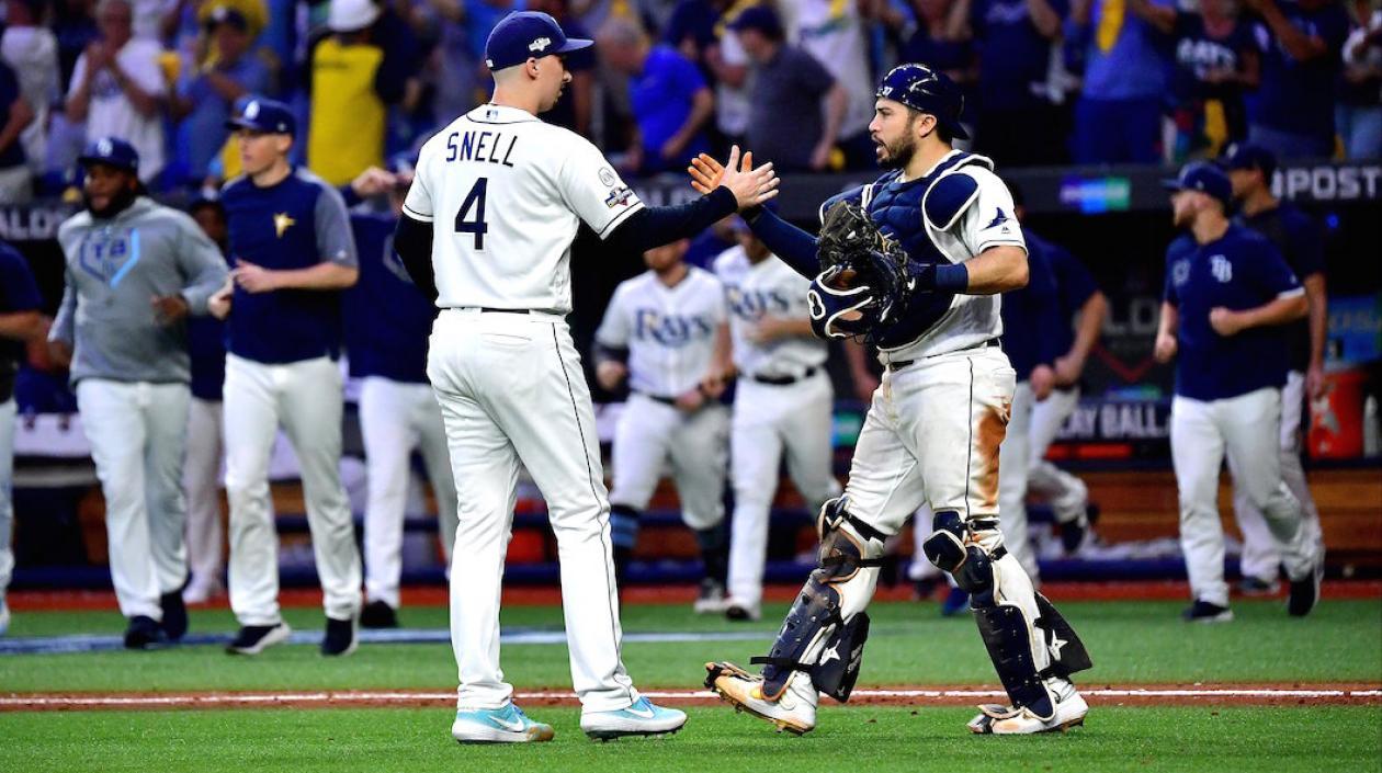 Celebración de los ganadores del juego.
