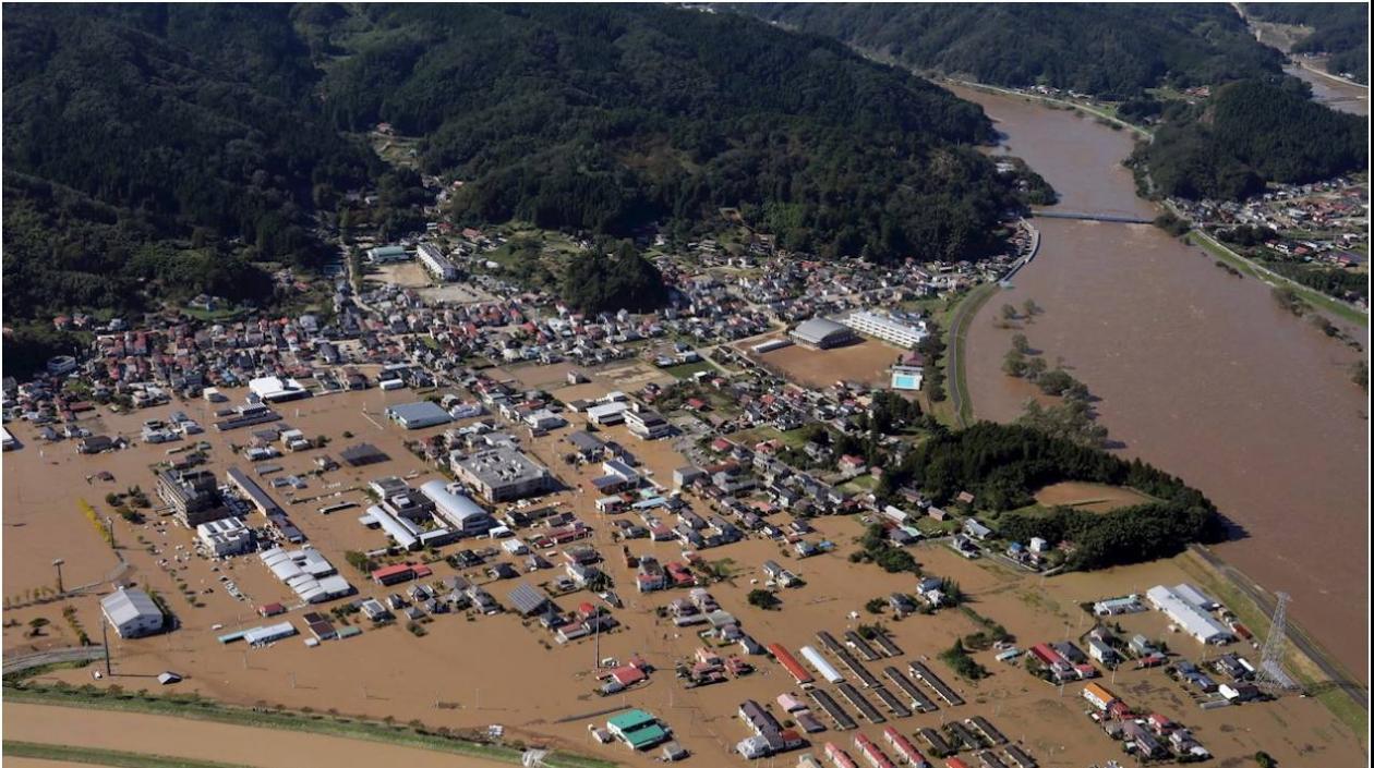 Una imagen aérea de la prefectura de Marumori, afectada con las inundaciones.