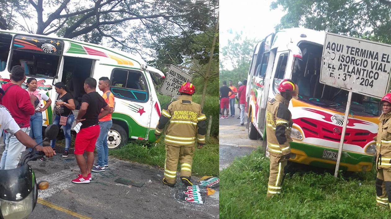 Así quedó la buseta tras el accidente.