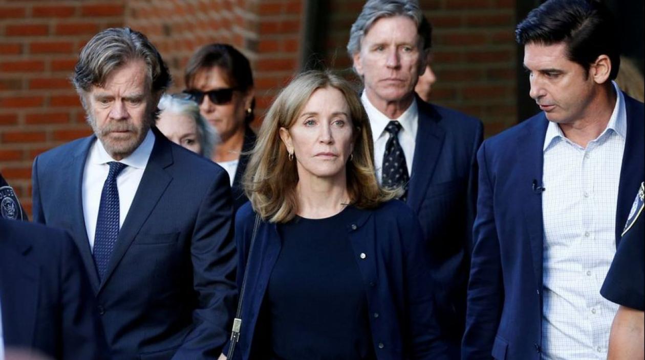 Felicity Huffman junto a su esposo William H. Macy.