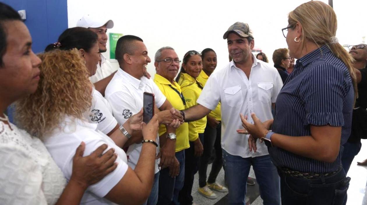 El Alcalde Alejandro Char y la secretaria de Salud, Alma Solano.