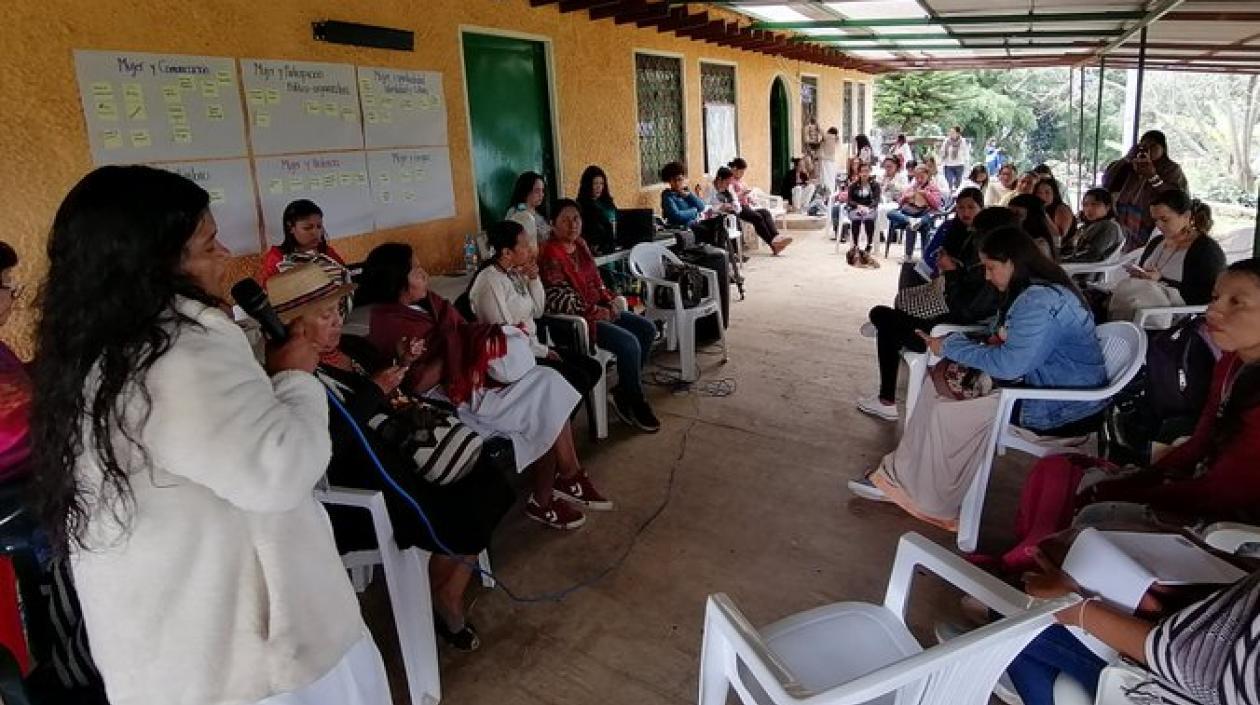 Integrantes de la ONIC.