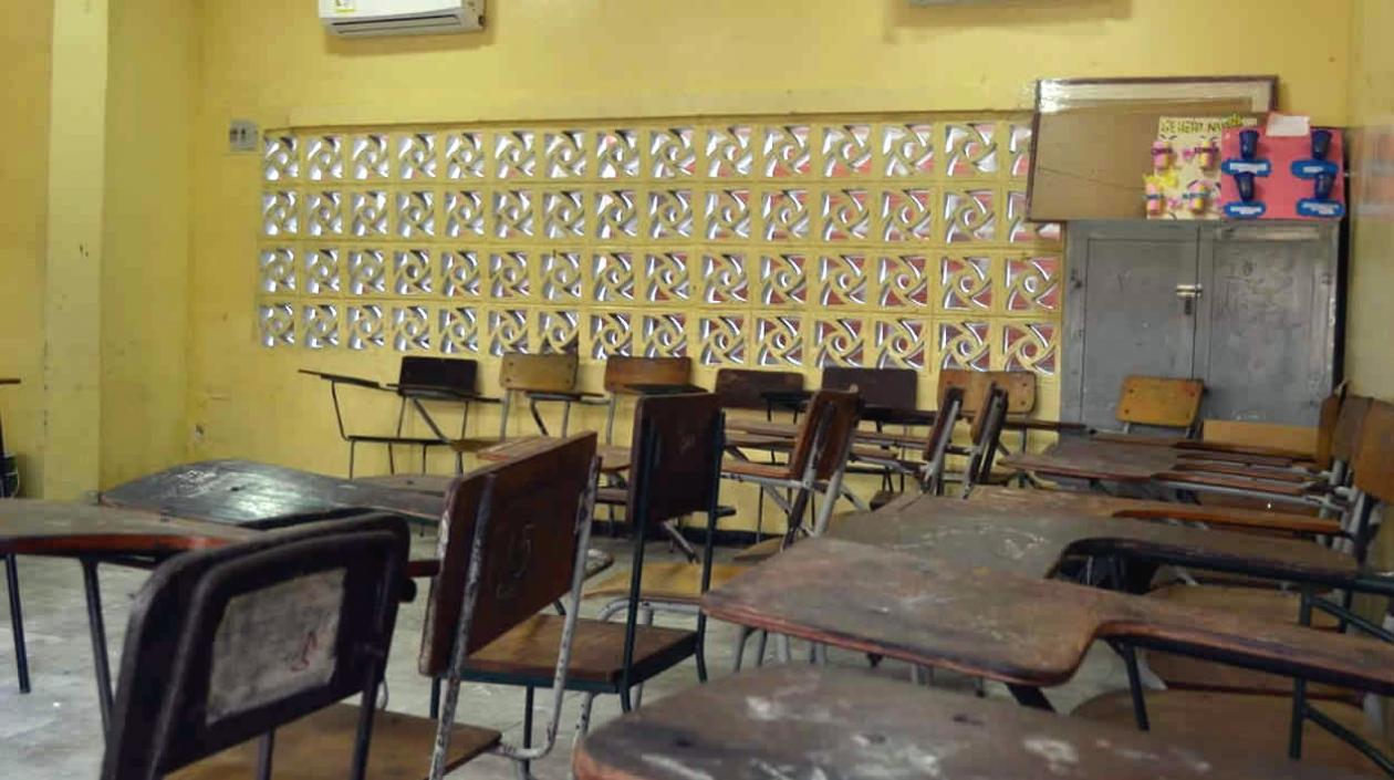 Salón de clases del niño arrastrado por arroyo