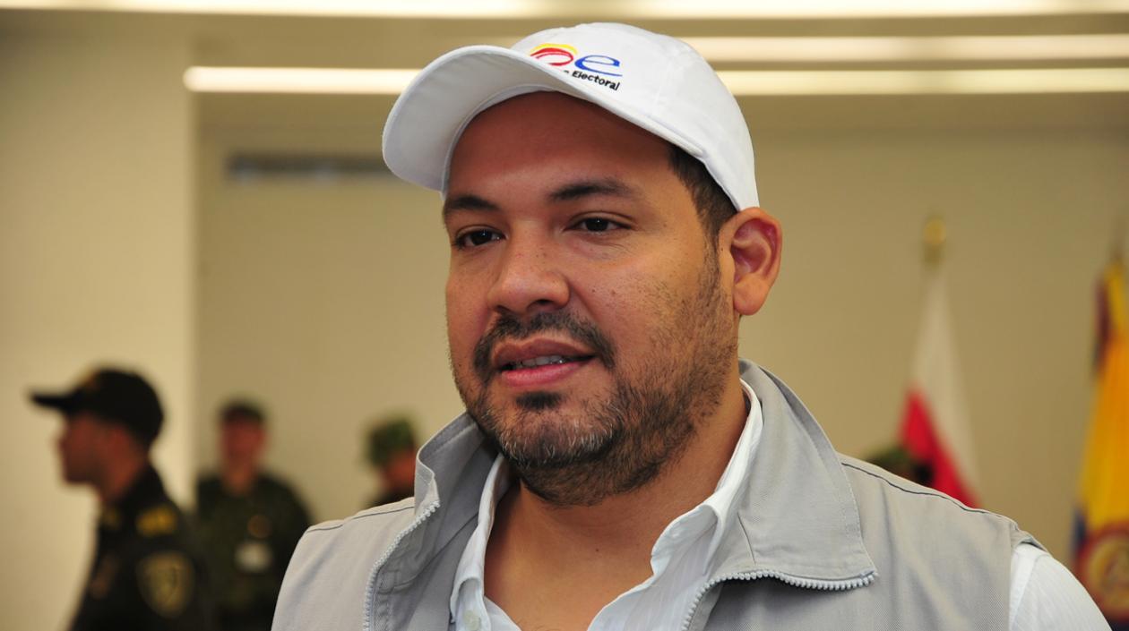 Diógenes Rosero, promoviendo la campaña #YoNoMeVendo.