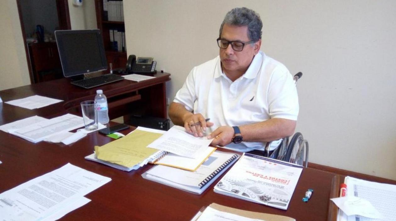 Ulahy Beltrán, Gerente del Hospital Cari.