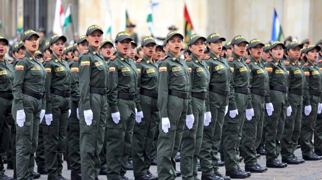 Mujeres auxiliares de Policía.