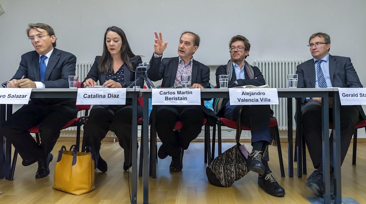 Los participantes en el encuentro.