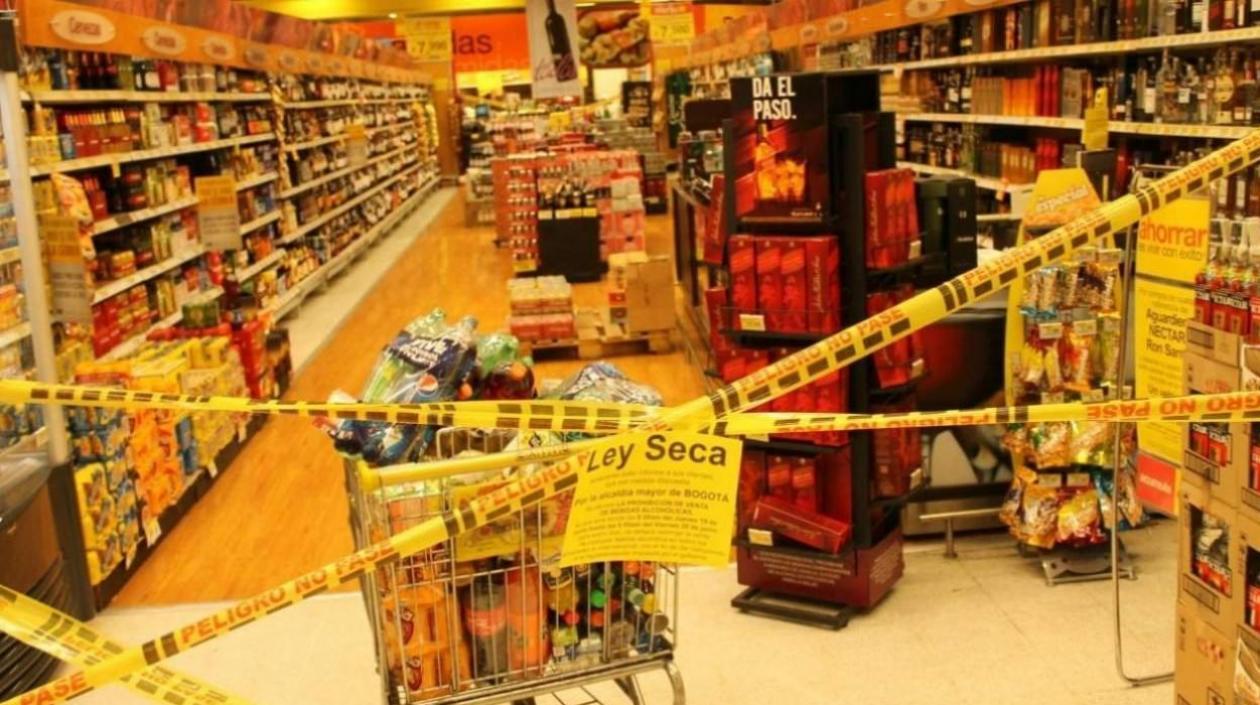 Durante la Ley seca ningún supermercado, licorera y almacén podrá vender licor.