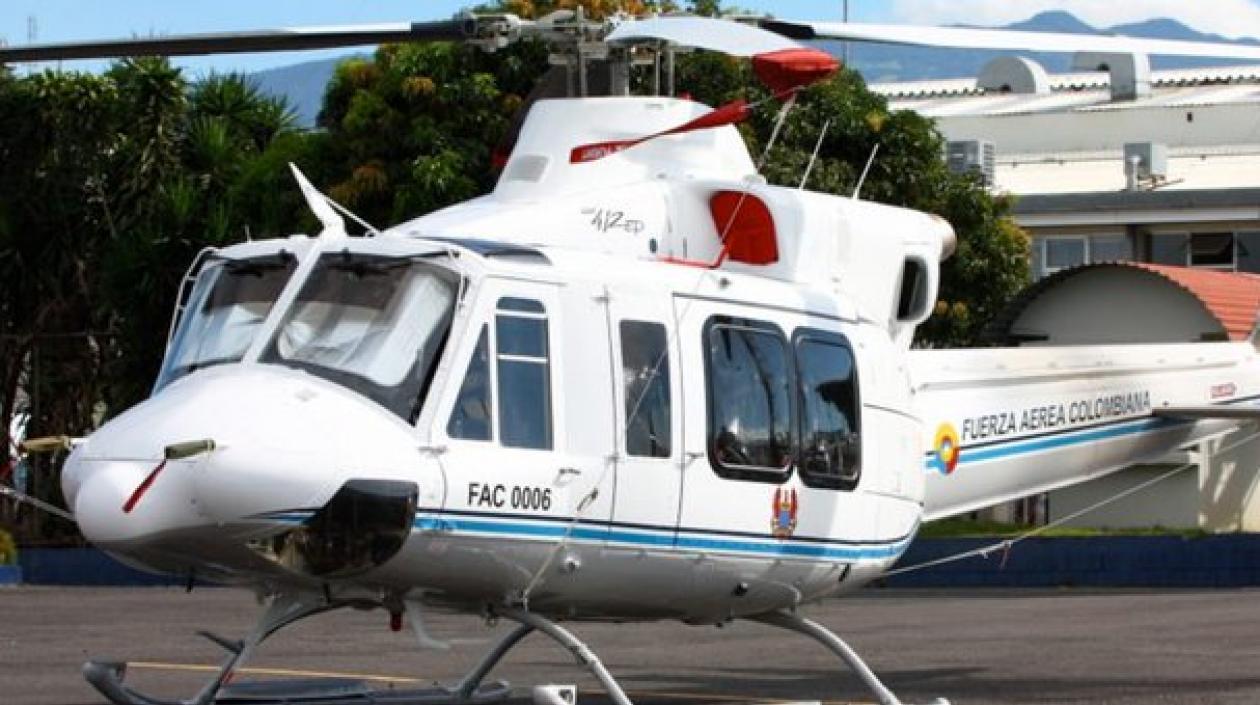 Este es una fotografía del helicóptero accidentado.