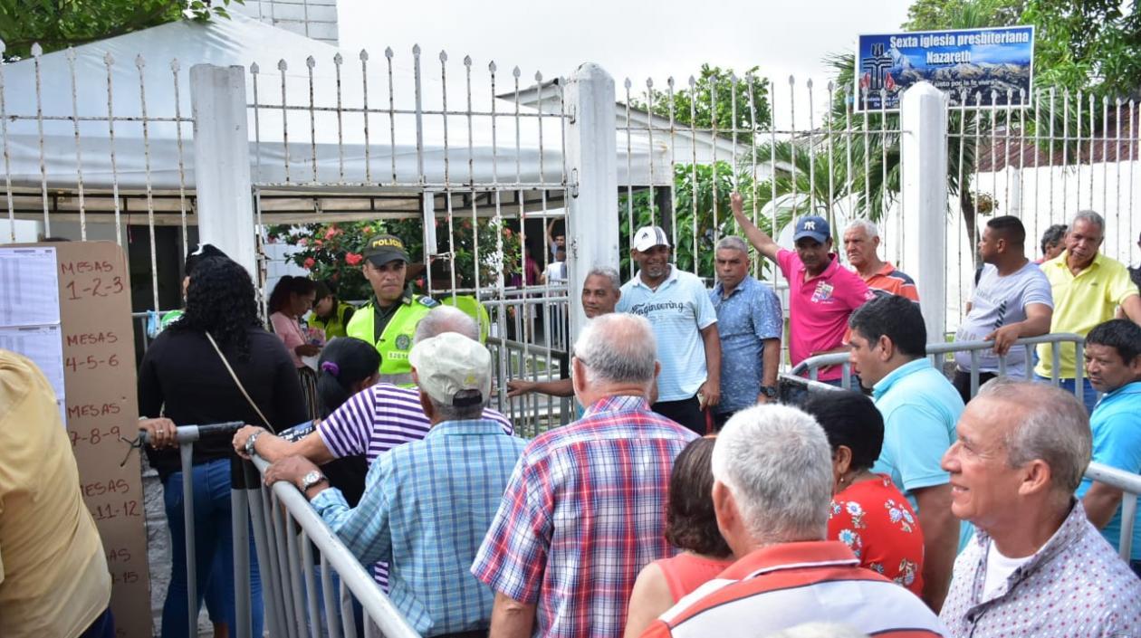 Puesto de votación en el barrio Las Nieves, en la Sexta Iglesia Nazareth.