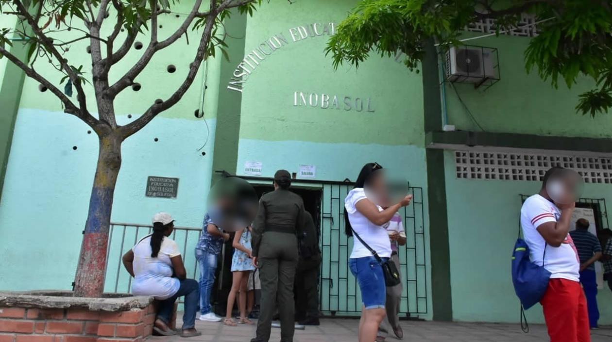 Puesto de votación en Soledad.