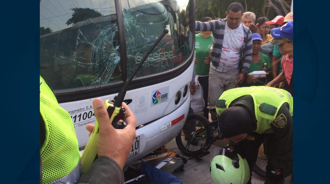 El ciclista quedó gravemente herido.