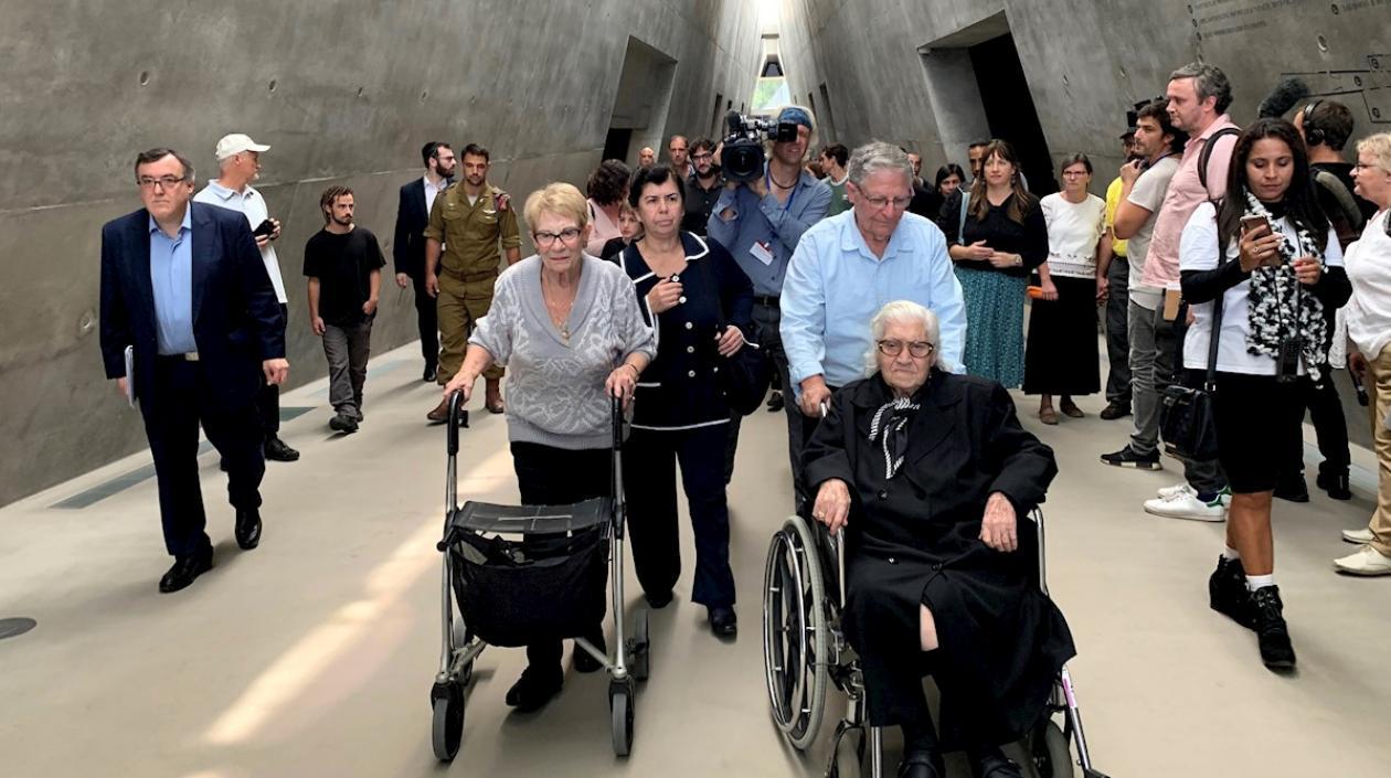 Los Mordechai se escondieron en la casa de Melpomeni Dina.