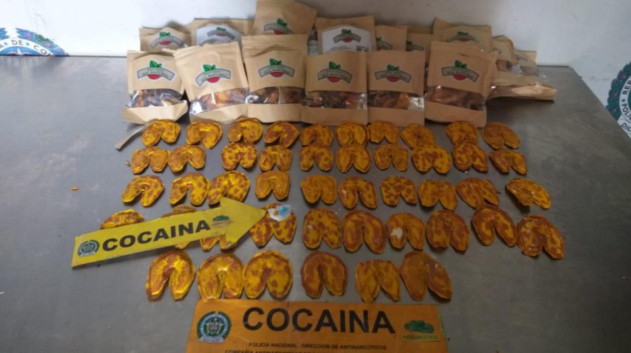 Hallaron cocaína en frutas deshidratadas