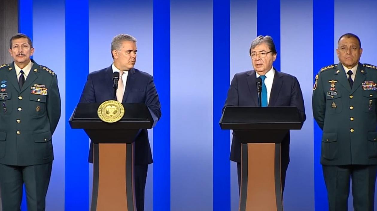 El Presidente Iván Duque y el ministro de Defensa, Carlos Holmes Trujillo.
